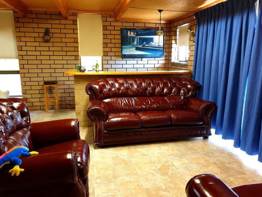 Spacious Holiday Home - Waikerie Exteriör bild