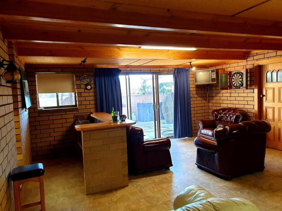 Spacious Holiday Home - Waikerie Exteriör bild